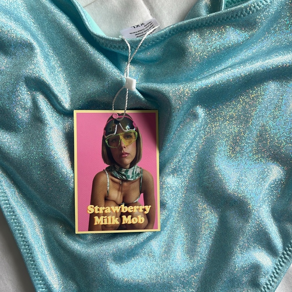 Strawberry Milk Mob Sherbet One Piece Swimsuit - Picture 6 of 6